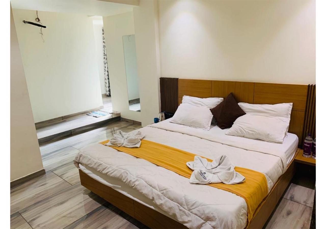 Shree Murlidhar Guest House Surat Zewnętrze zdjęcie